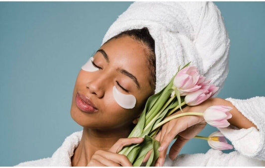 Περιποίηση προσώπου με φυσικά καλλυντικά: Πως διαφέρουν από τα συμβατικά;