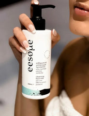 Καθαριστικό Γαλάκτωμα Προσώπου 3 σε 1 με Aloe Vera 250ml Eesome
